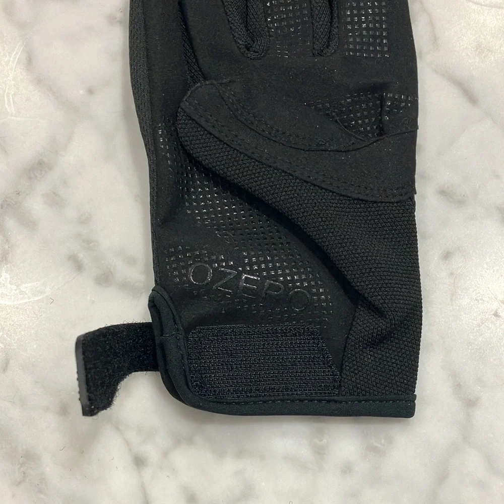 NWOT Black utility gloves by Ozero grippy Velcro closure. Work glove pair